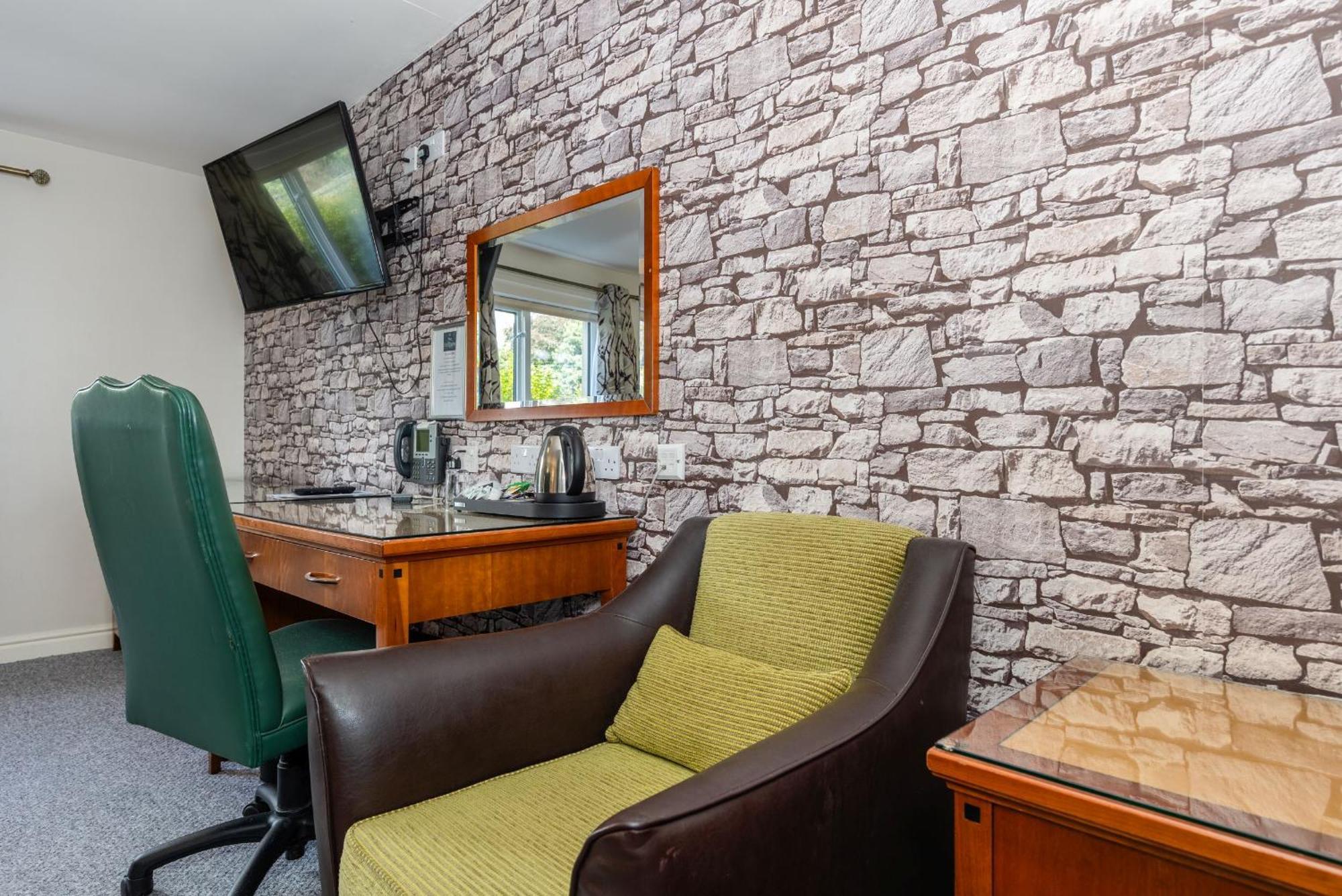 Отель The Kellbank Gosforth  Экстерьер фото